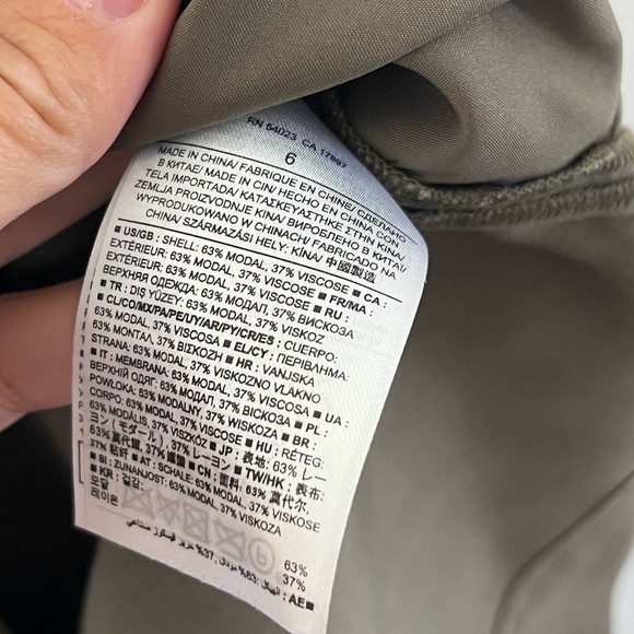 Banana Republic V-Neck Jolie Sleeveless Modal Romper In Tigers Eye Green Size 6 - Picture 10 of 11